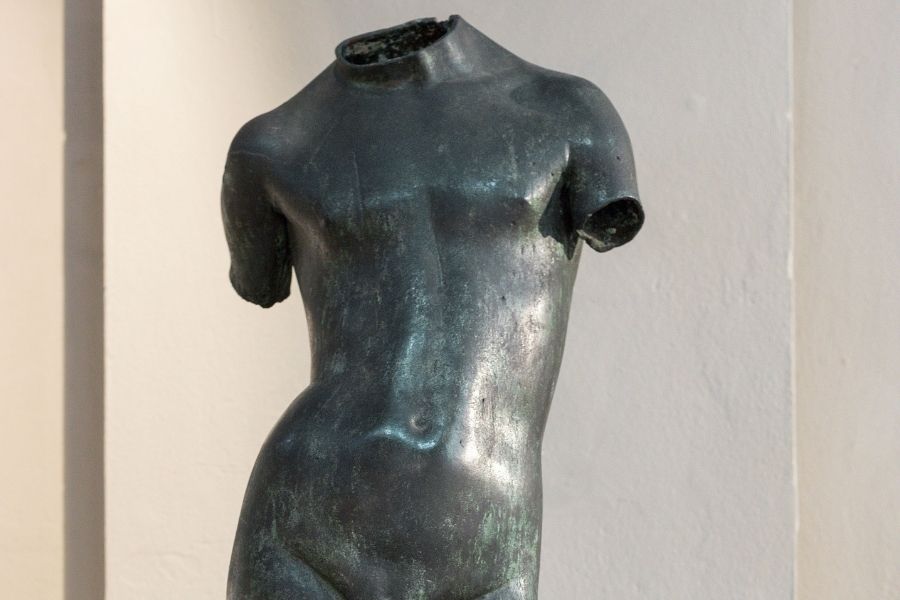 Vai alla pagina La scultura in bronzo